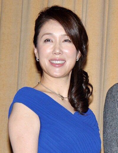 筒井真理子の若い頃！濡れ場のヘアーヌードが濃い？画像や動画。